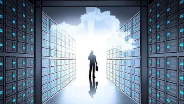 云服务器的选择取决于企业需求及其特定的应用程序和工作负载要求